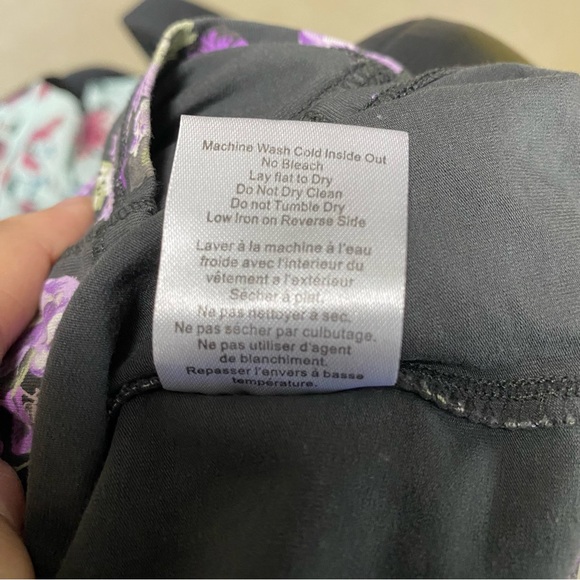 Aritzia Talula Black & Purple Bustier Floral Tank/Camisole Top Size S - Picture 10 of 10